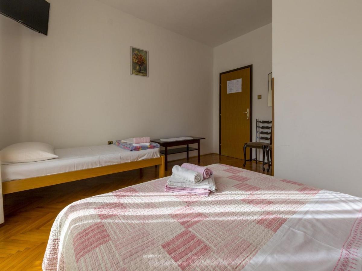 Rooms Zeljka 2 Crikvenica Esterno foto