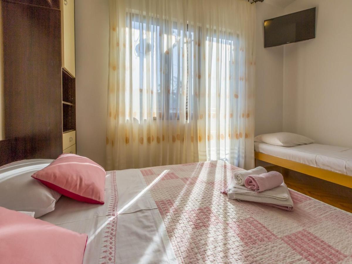 Rooms Zeljka 2 Crikvenica Esterno foto
